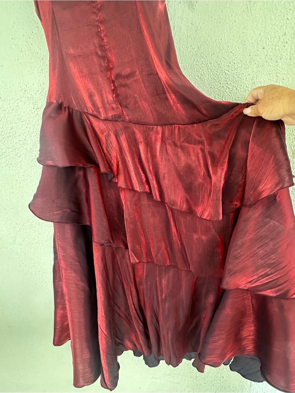 Red Metallic Ruffle-Detail Prom Gown - Picture 6 of 7